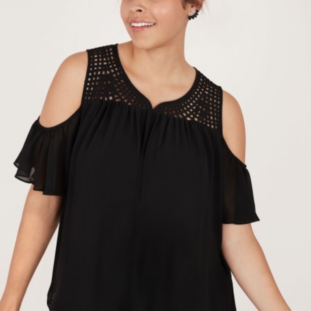 **SOLD** Cold Shoulder Top